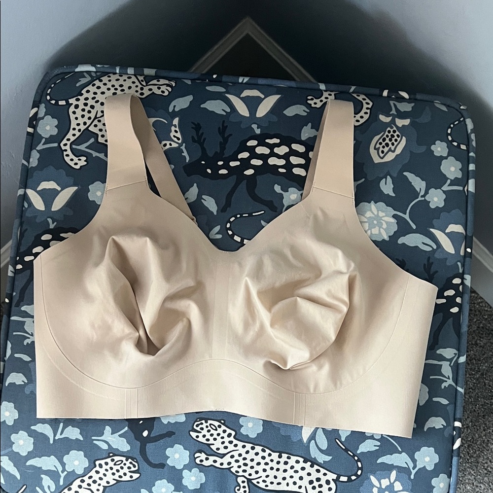 Evelyn & Bobbie The Beyond Bra (no pads), L